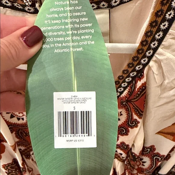 FARM Rio Multicolor Floral Long Sleeve Dress - Picture 2 of 4